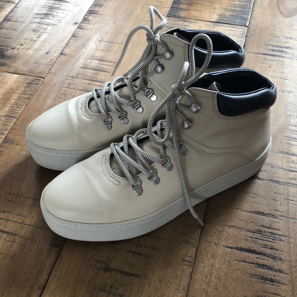 Vagabond Jessie Boot in Salt - Picture 1 of 5